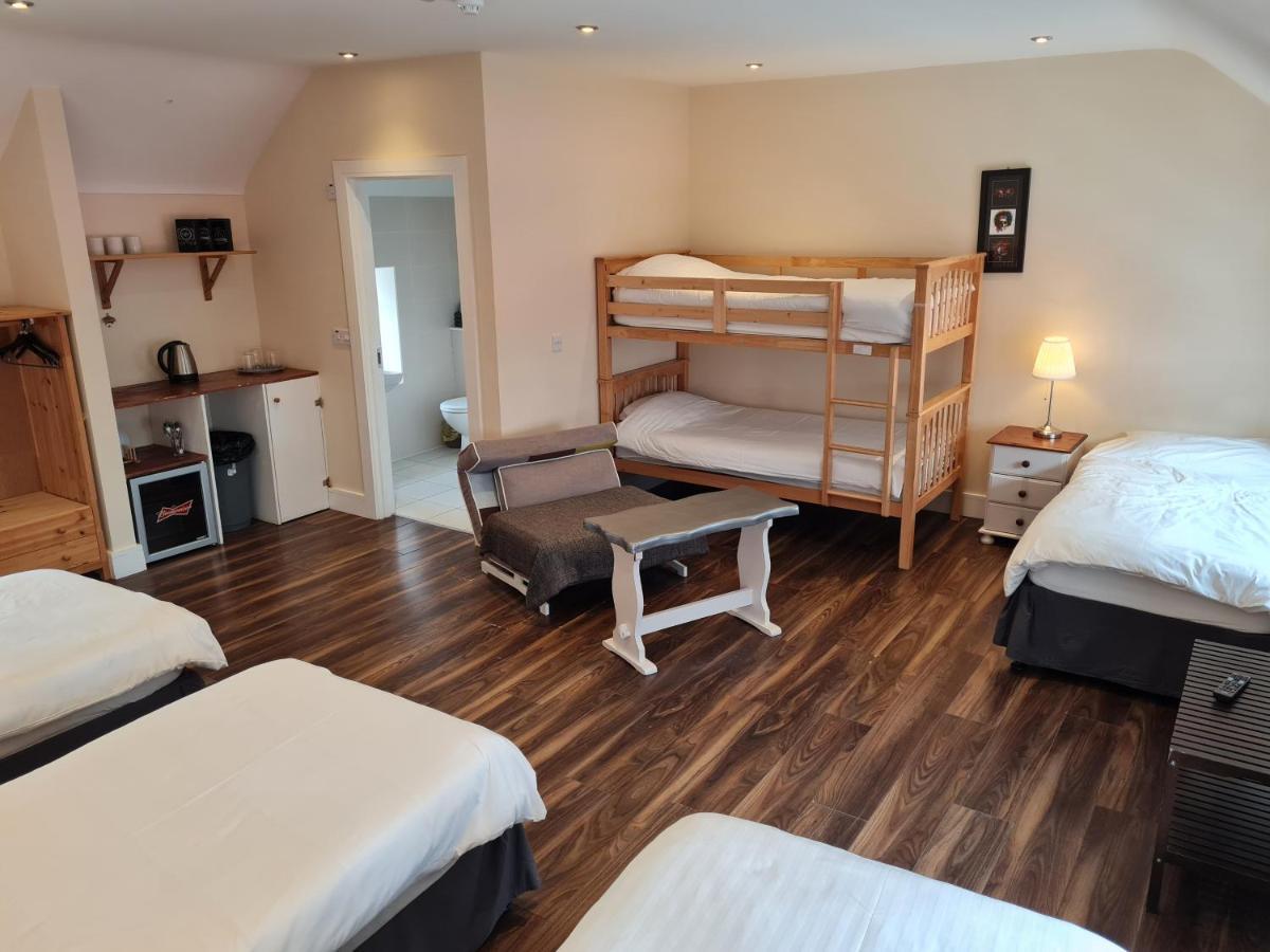 Ridge-Rock Accommodation Carrick-on-Shannon Екстер'єр фото