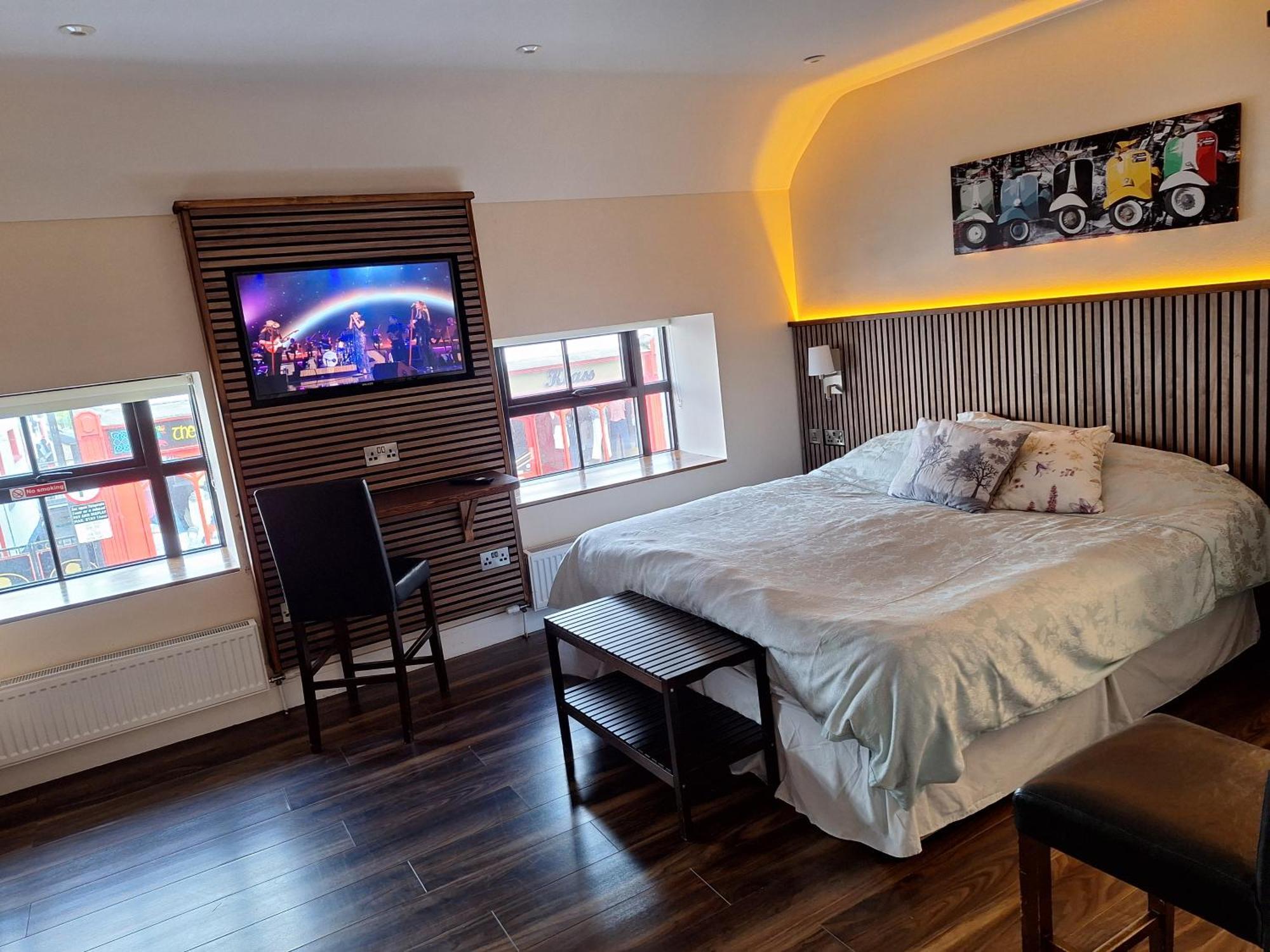 Ridge-Rock Accommodation Carrick-on-Shannon Екстер'єр фото
