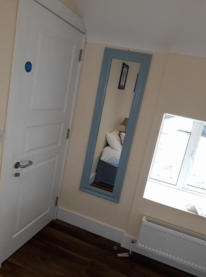 Ridge-Rock Accommodation Carrick-on-Shannon Екстер'єр фото